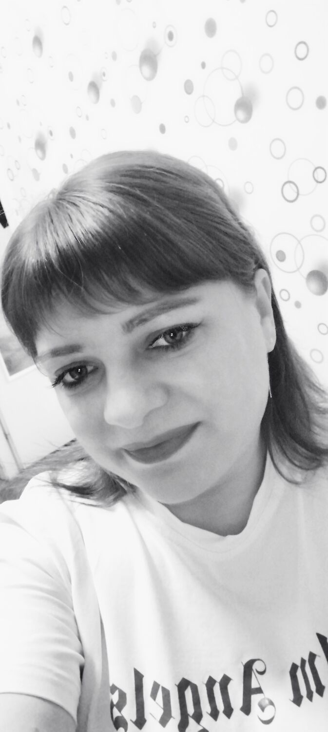  43754747  Valentina, 38 ,    
