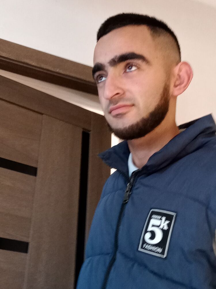  39513087  , 22 ,    