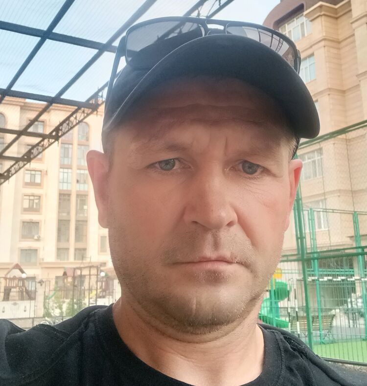  53737727  , 41 ,    