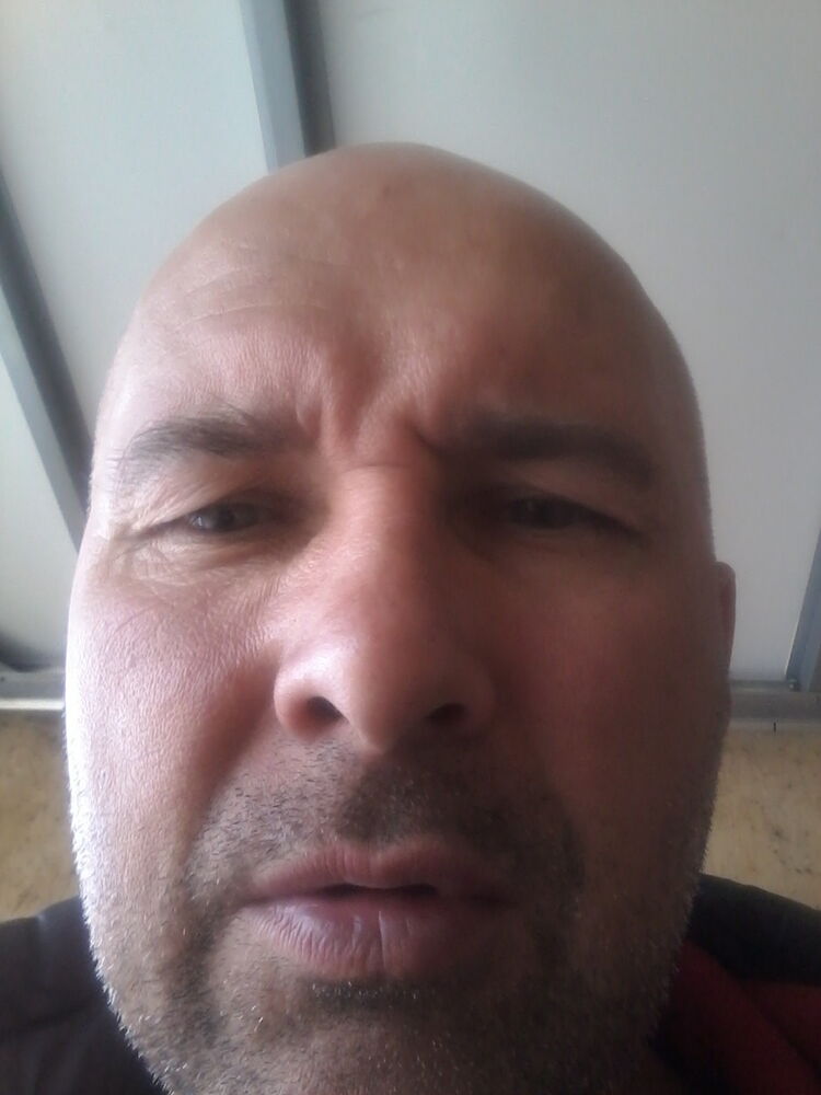  ,   Armando, 52 ,   ,   , c 