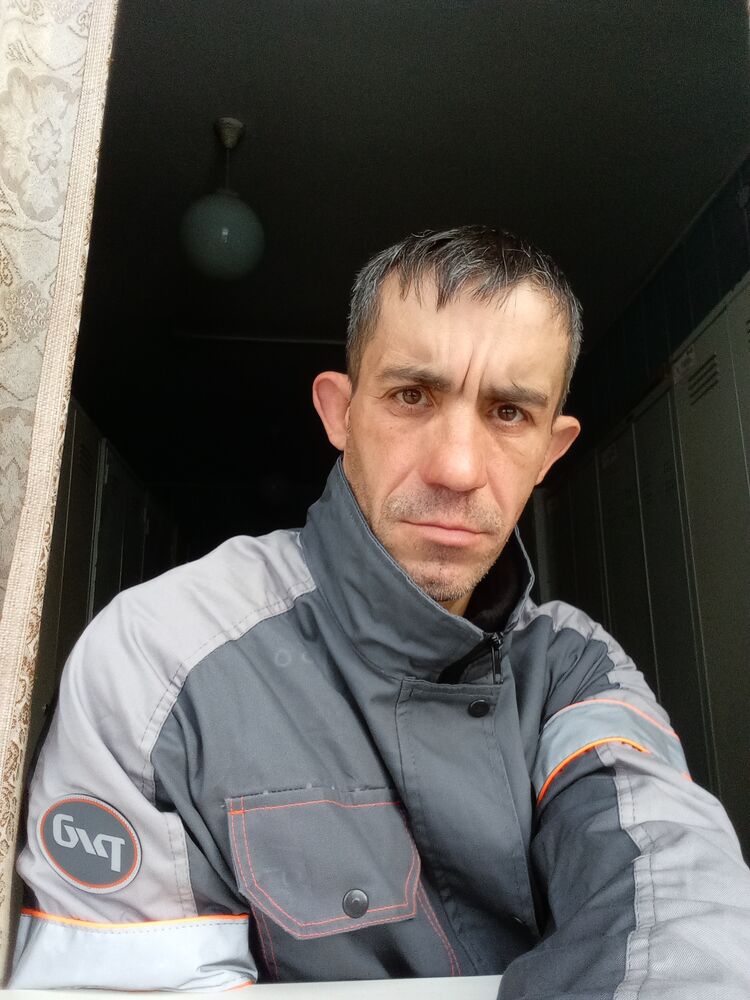  47708747  , 42 ,    