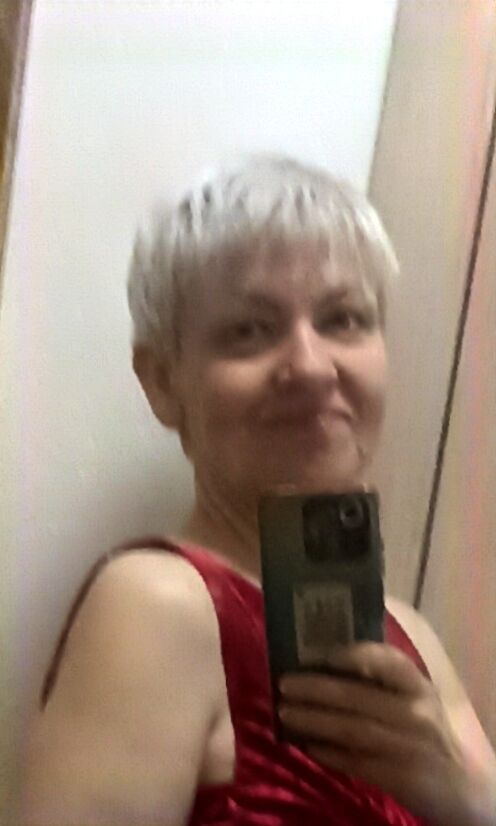 52122707  Tatiana, 54 ,    