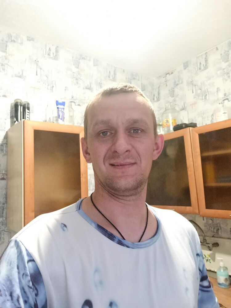  28876827  , 42 ,    