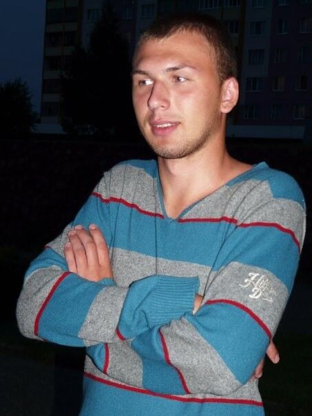  6422937  Alex, 41 ,    