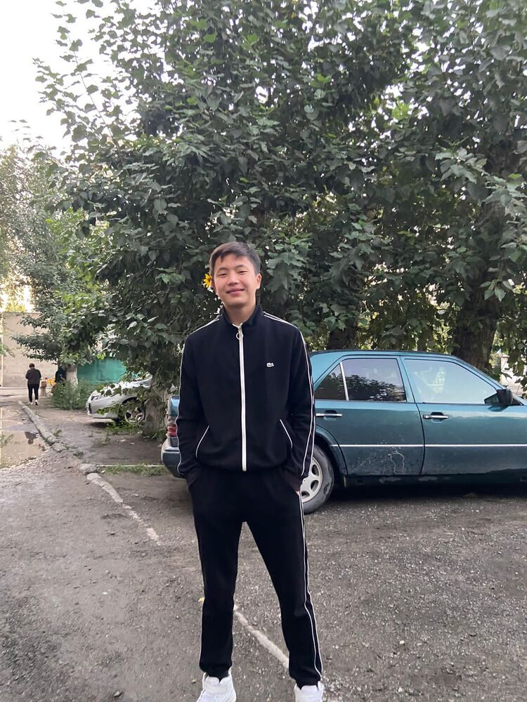  23990887  ArNur, 25 ,    