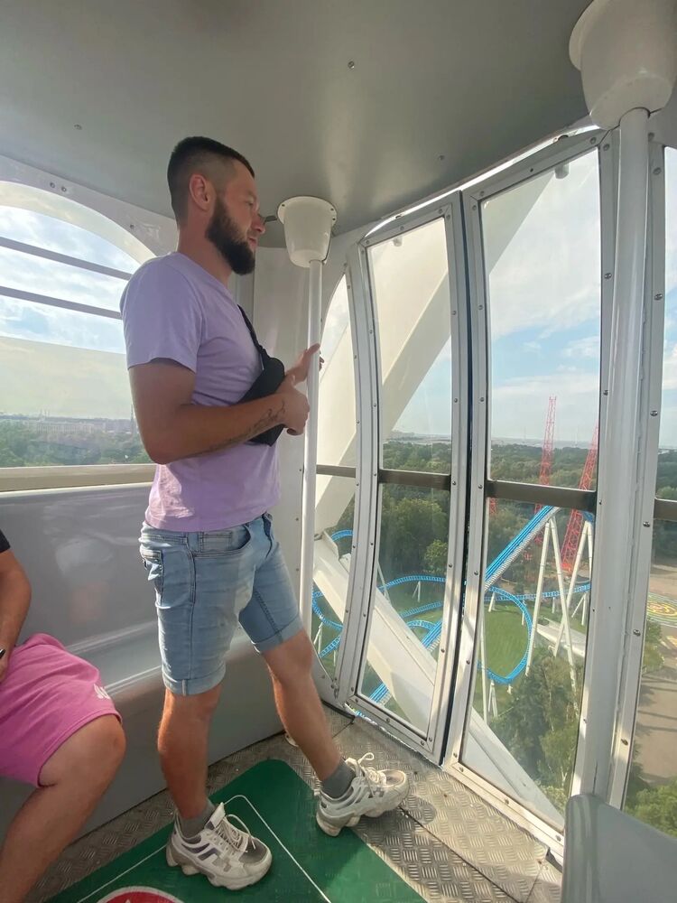  37384747  , 27 ,    -