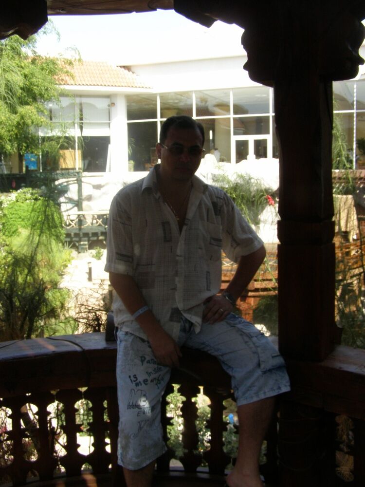  5092117  Viktor, 50 ,    