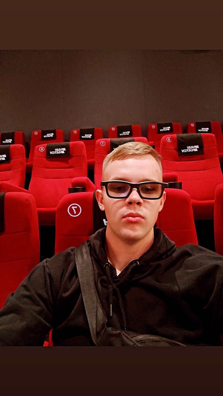  30742607  Vadim, 26 ,    