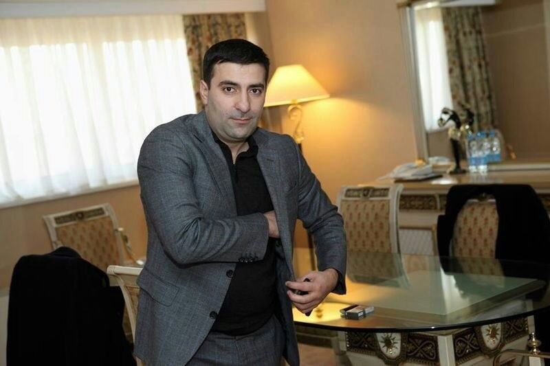  ,   Teymur, 48 ,     , c 