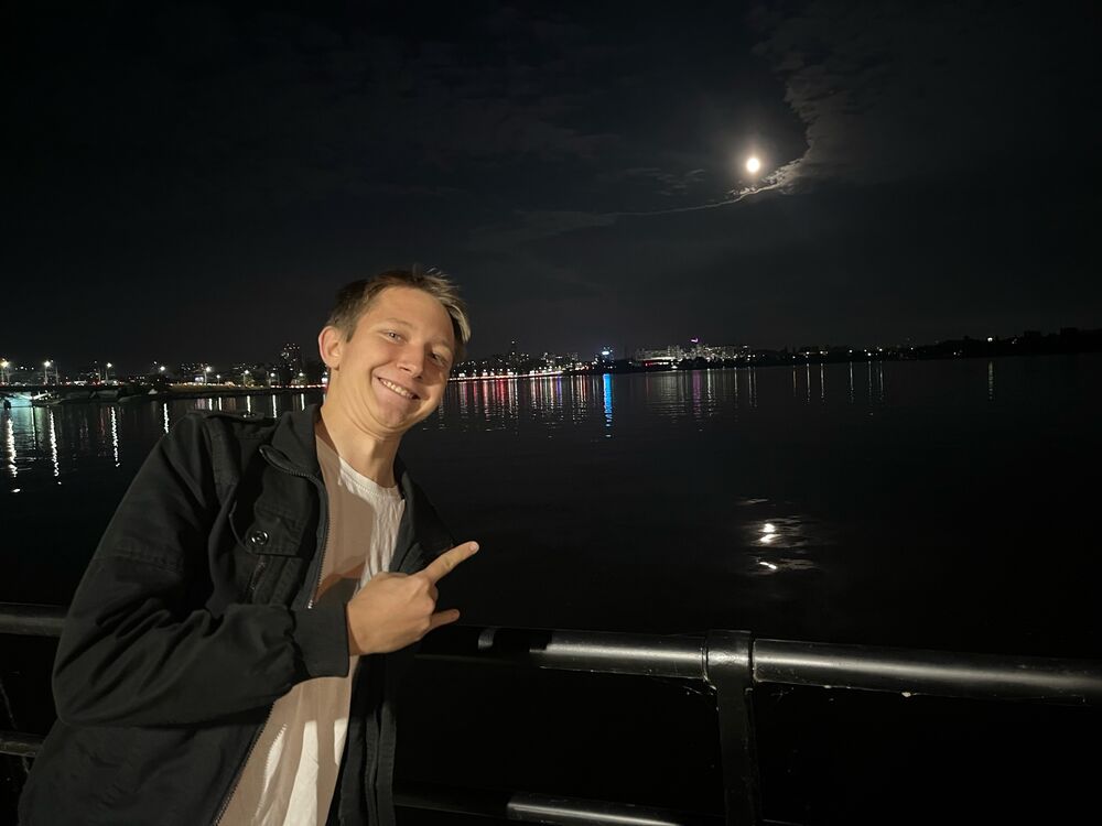  54681027  , 19 ,    -