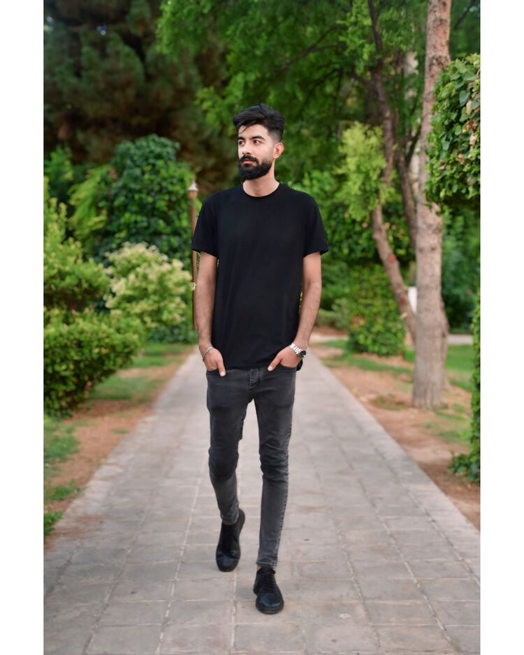  Homberg,   Reza, 27 ,   ,   , c 