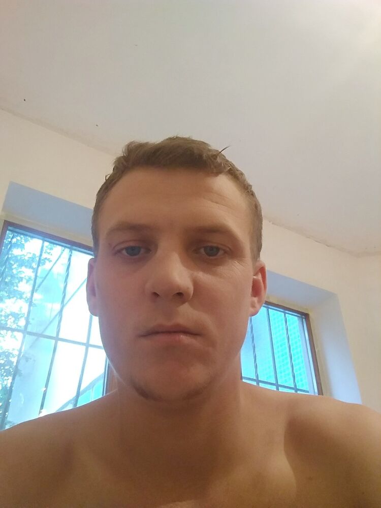  12900307  Andrei, 35 ,    