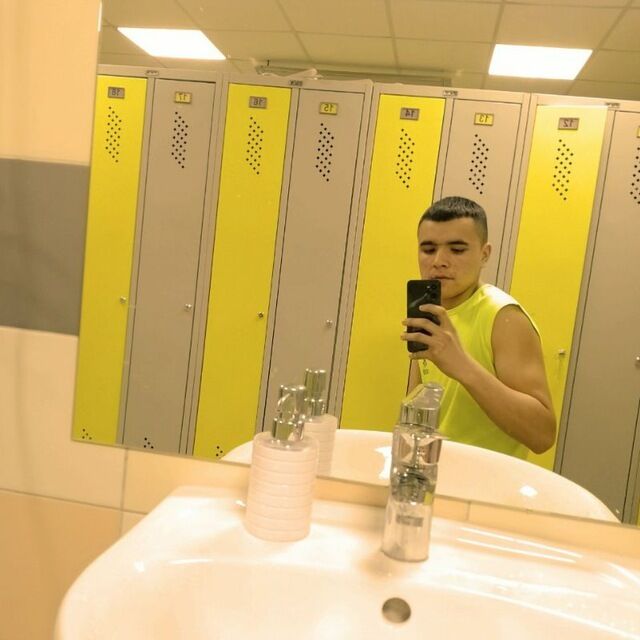  48051137  , 20 ,    