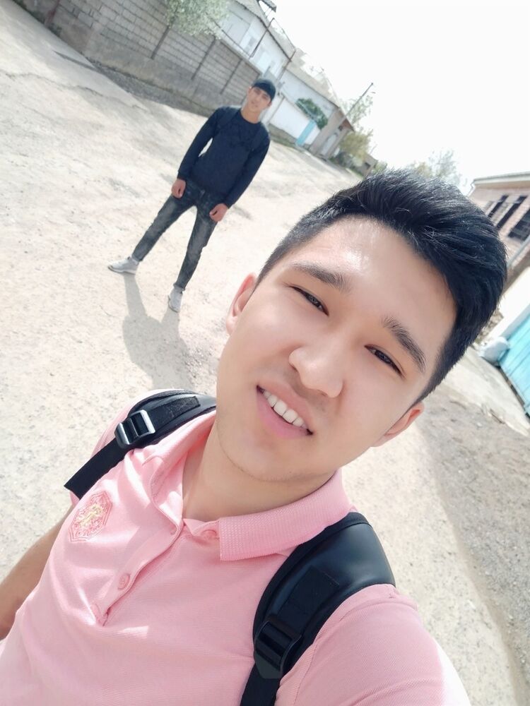  16061537  Ali, 24 ,    