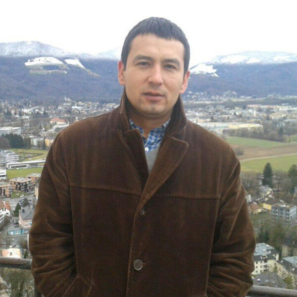  ,   Alisher, 39 ,   