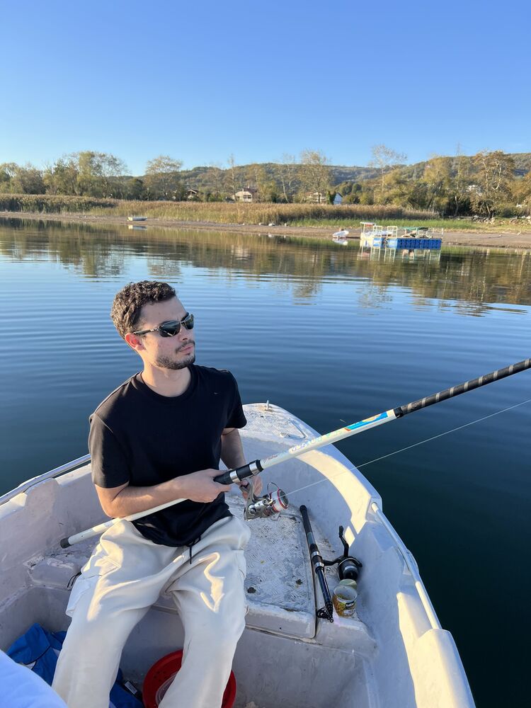  Esenyurt,   Murat, 21 ,   ,   