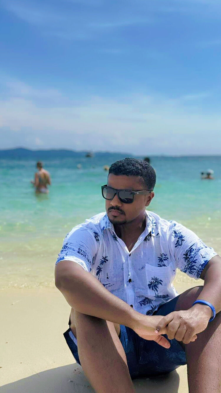  53532907  Muhannad, 30 ,    