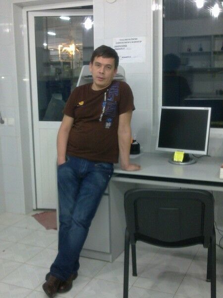  ,   Nodir, 44 ,   
