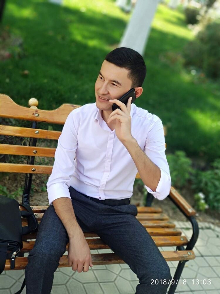  15794717  Murodbek, 32 ,    
