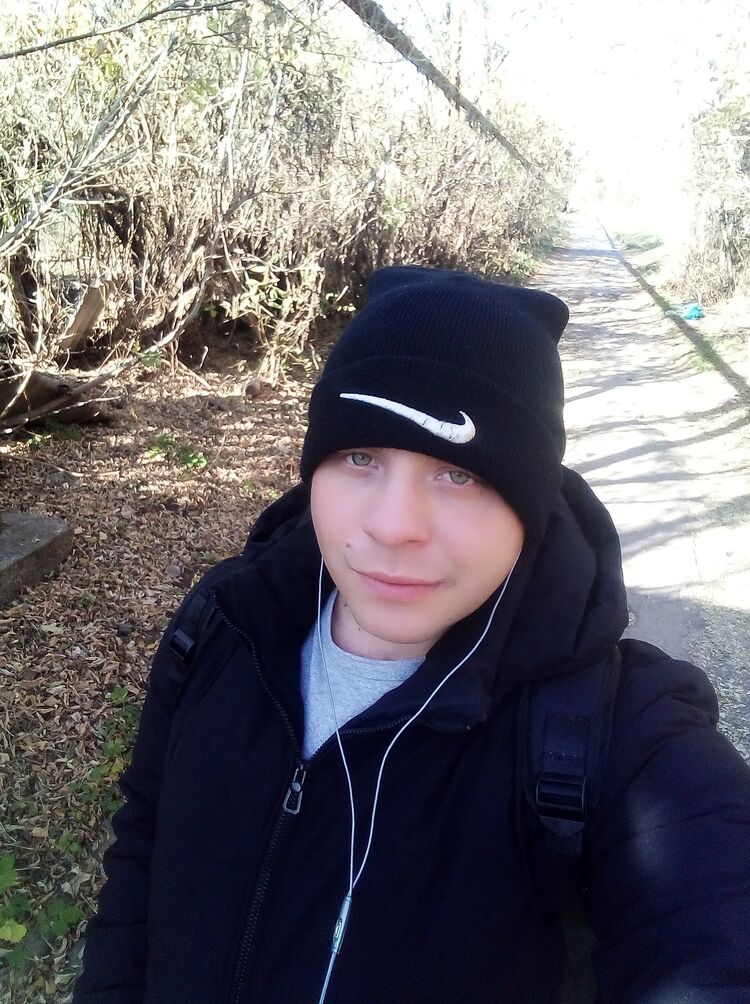  37576597  Nikita, 32 ,    