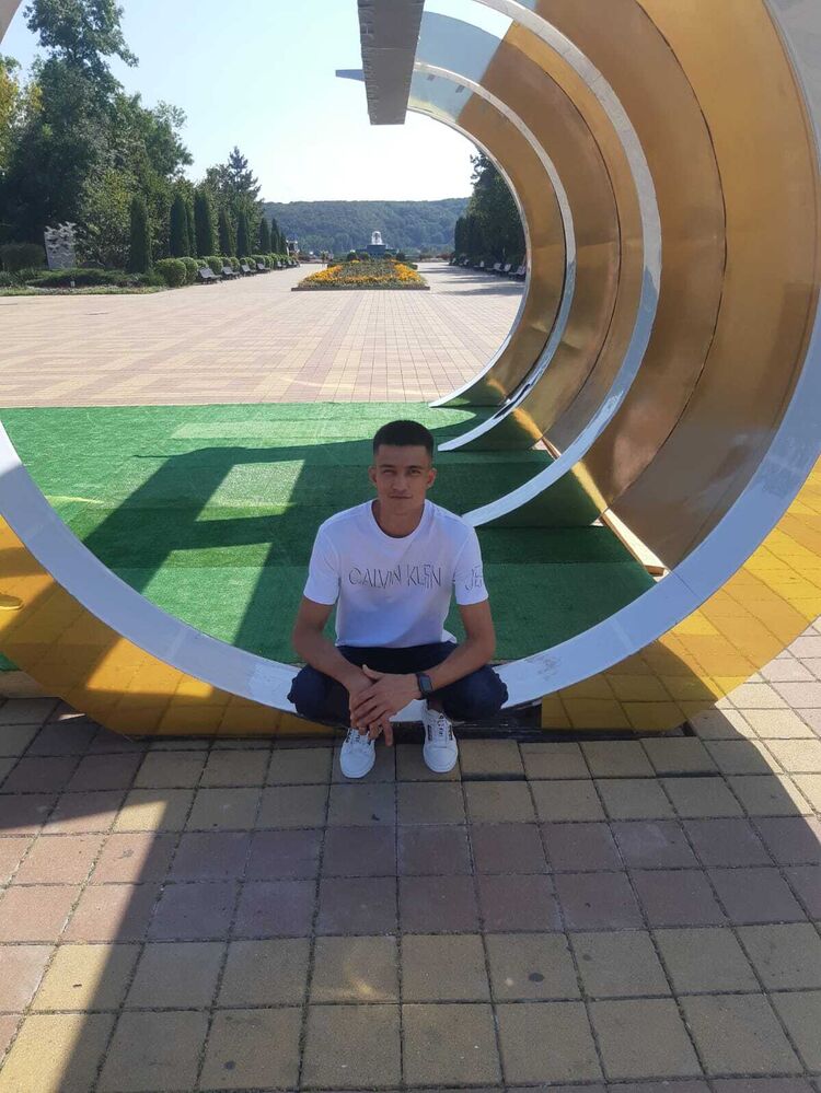 --,   , 25 ,   ,   