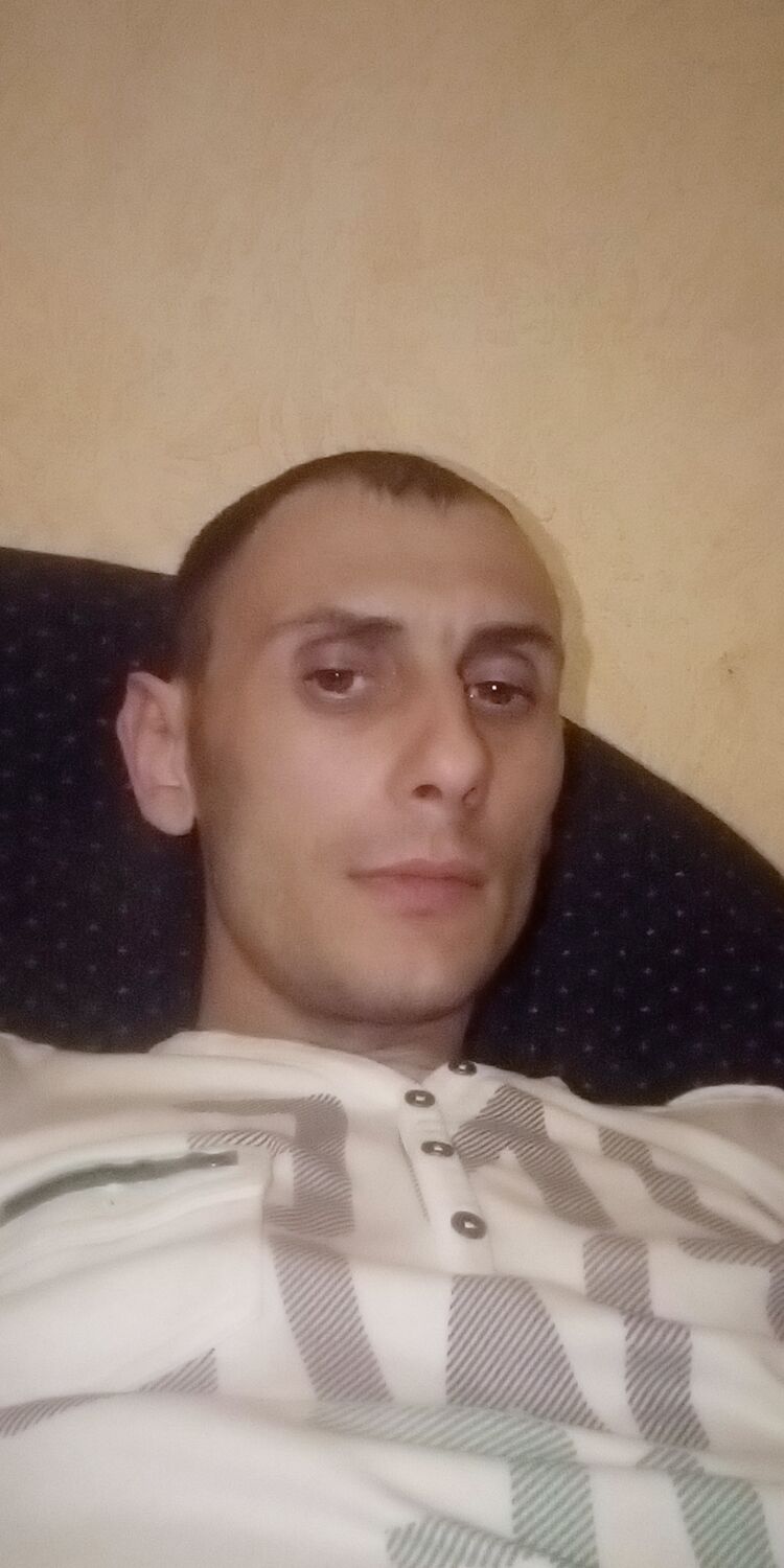  23358957  , 40 ,    