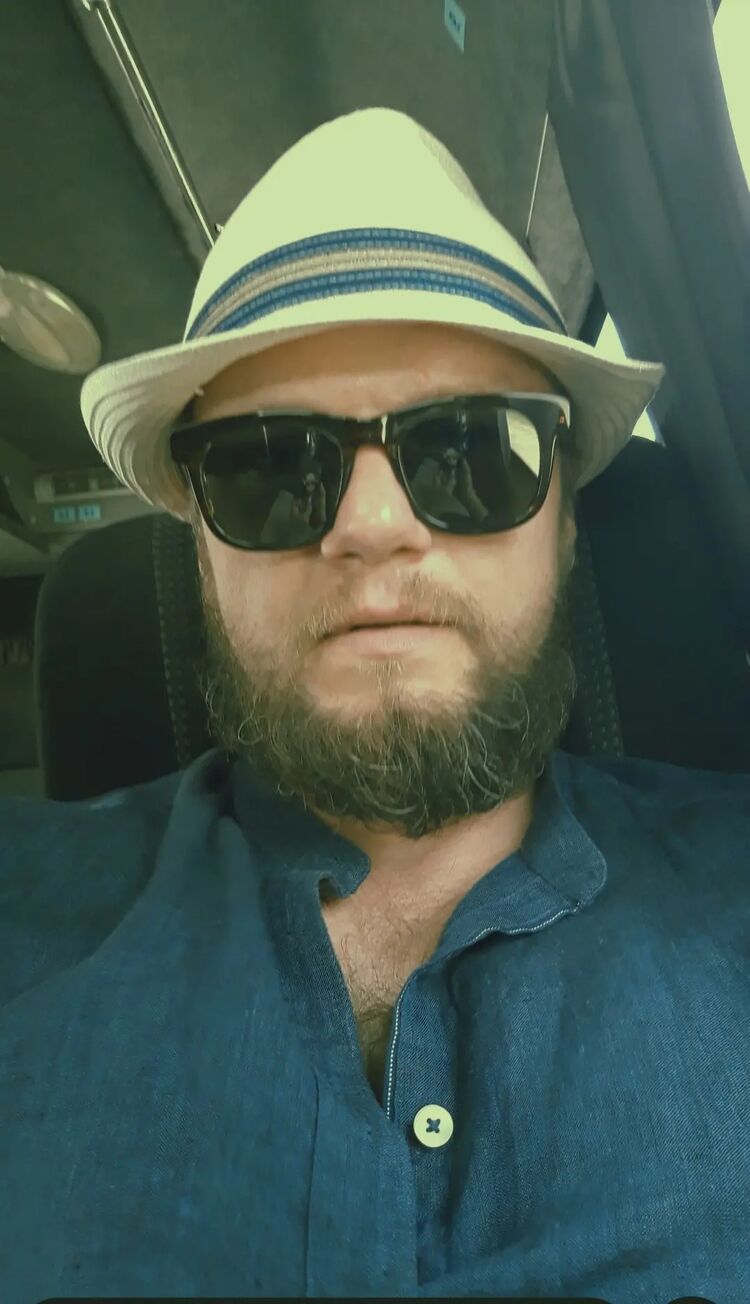  54781127  Great, 37 ,    