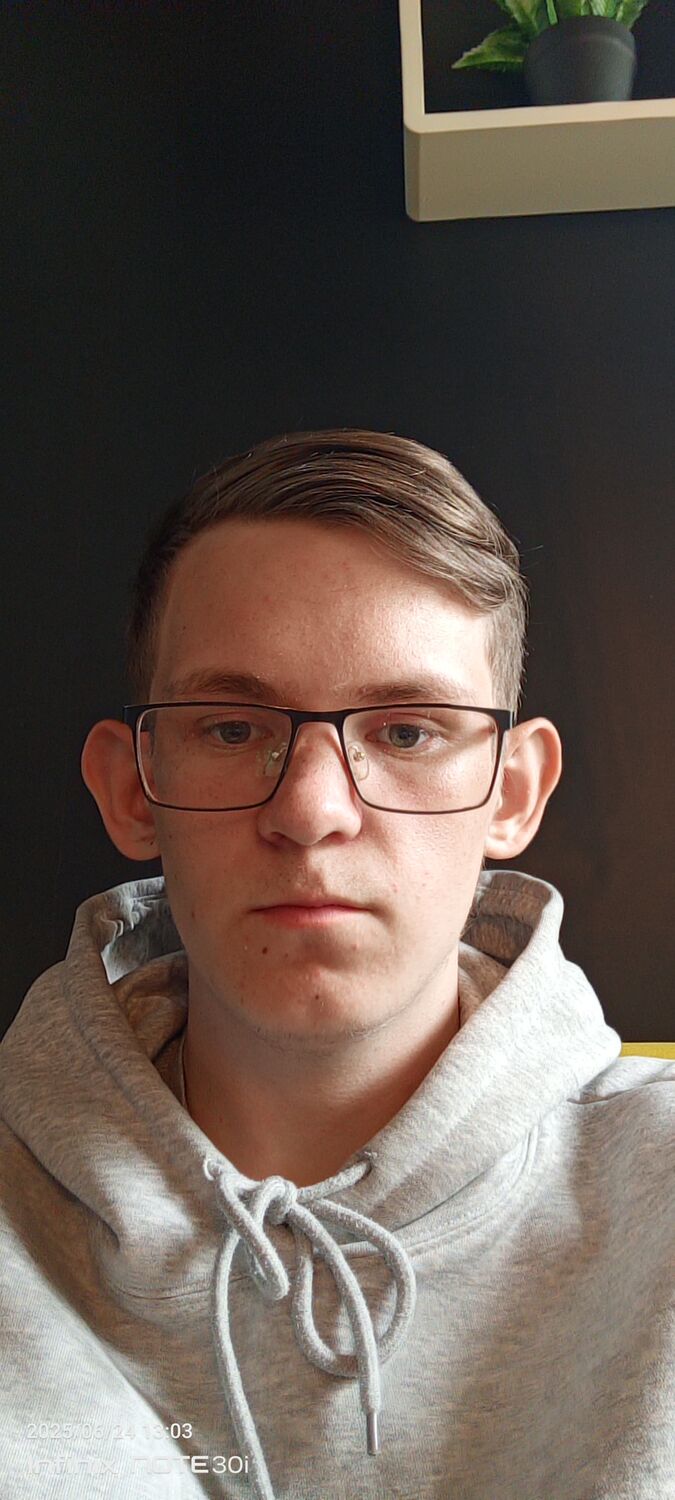  53261147  , 18 ,    