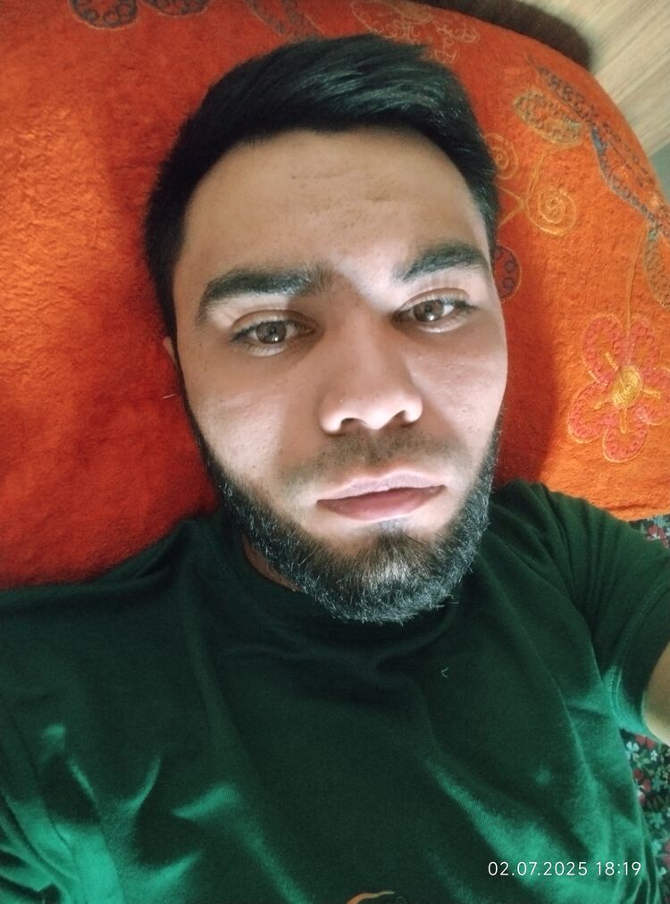  52496477  Bakhtyarovic, 28 ,    