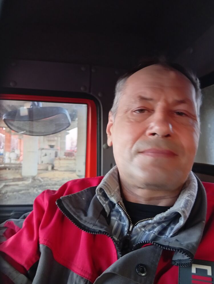  50072237  , 54 ,    