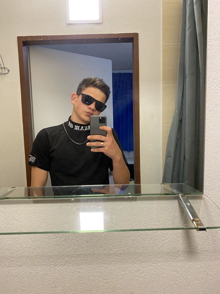  51814327  , 19 ,    
