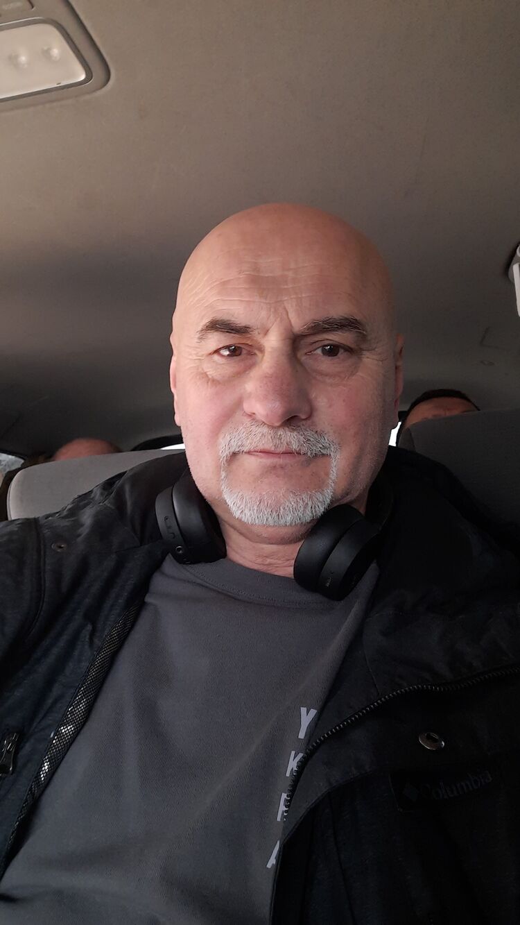  44767087  , 62 ,    