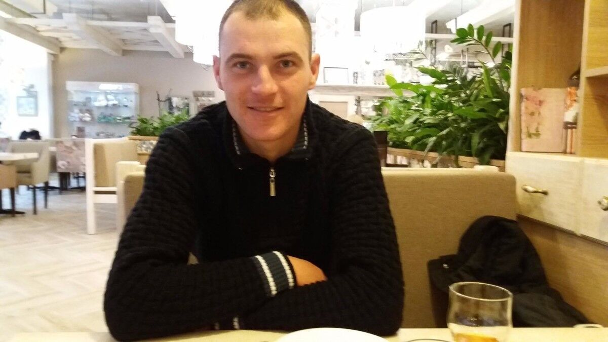  ,   Max, 37 ,   , 