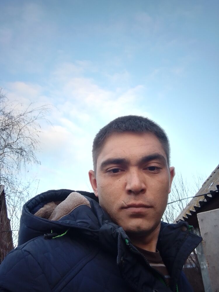  48295777  , 31 ,    