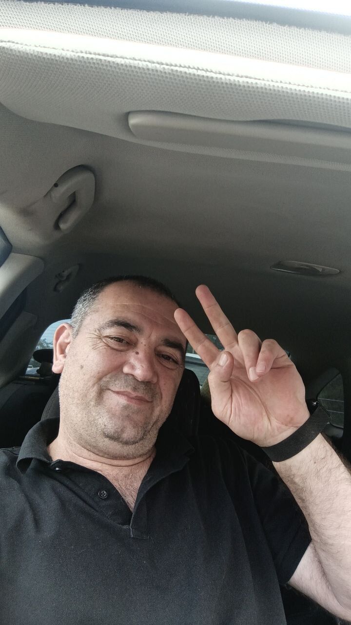  40638987  Qwertyuiopas, 52 ,    