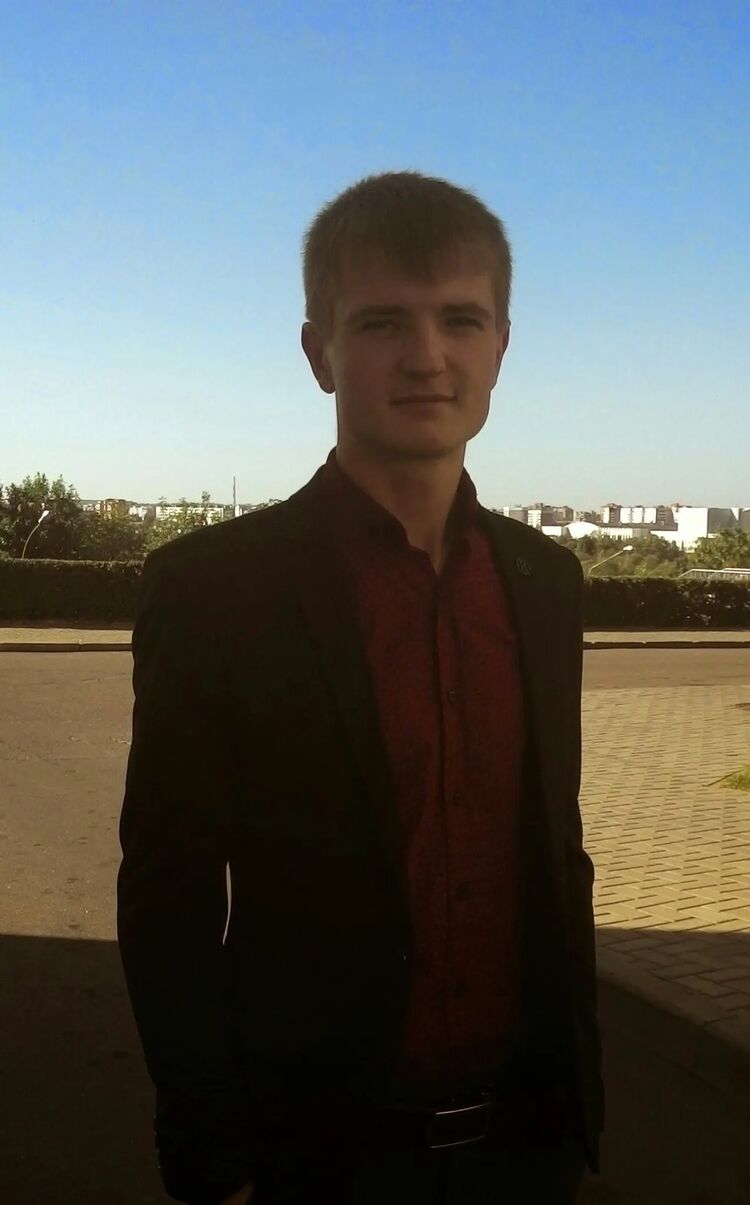  50238267  Roman, 34 ,    