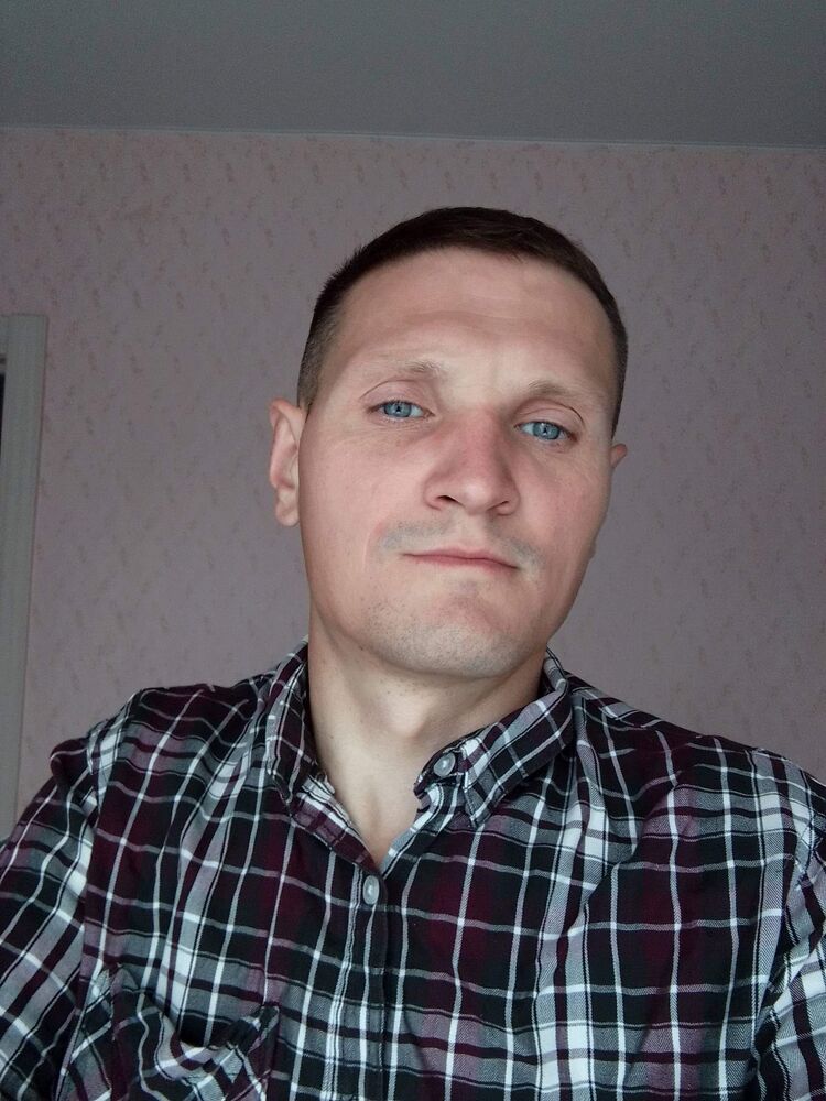  47335347  Maks, 40 ,    