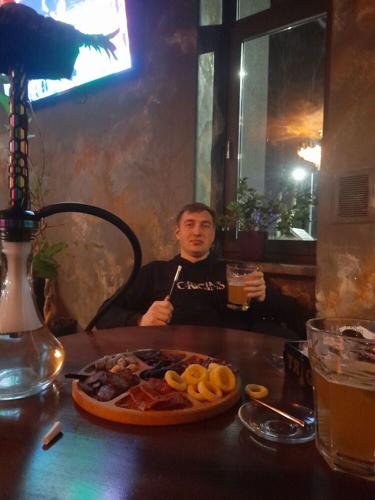  ,   Kolya, 26 ,   ,   