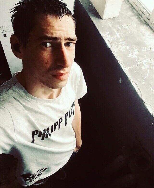  22109127  , 28 ,    