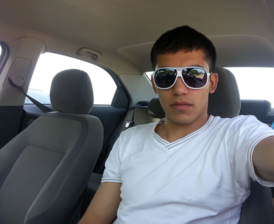  ,   Nodir, 32 ,   ,   , c 