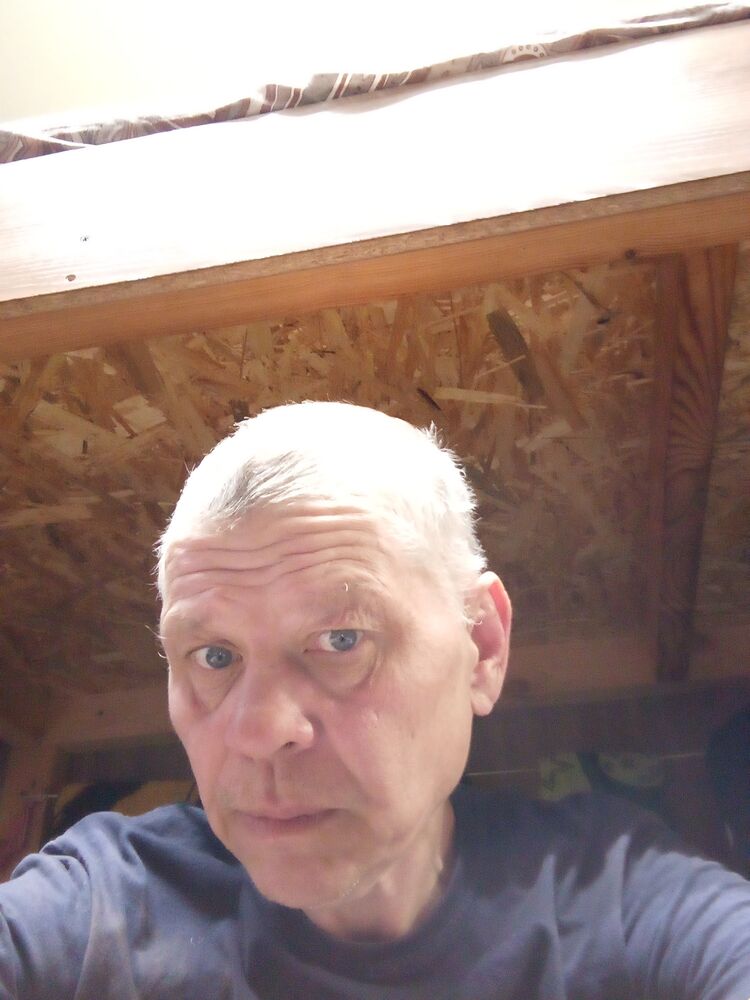  43223447  , 46 ,    -