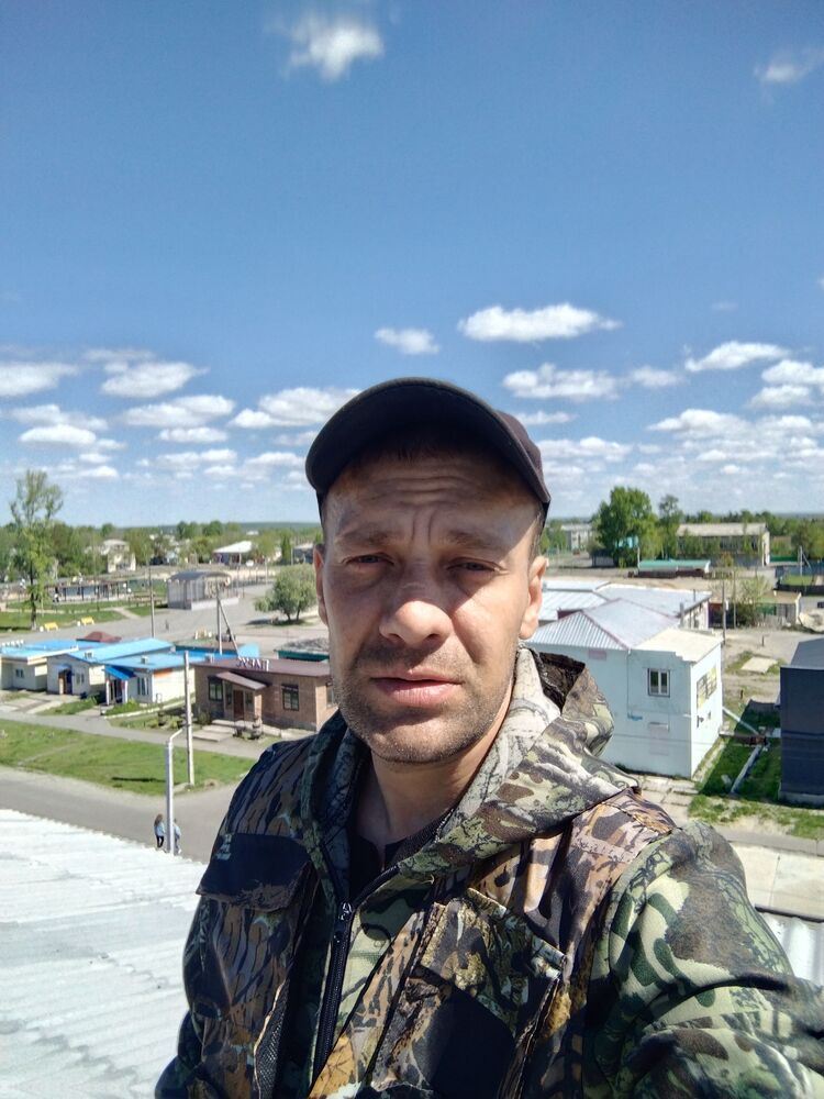  44274607  , 37 ,    