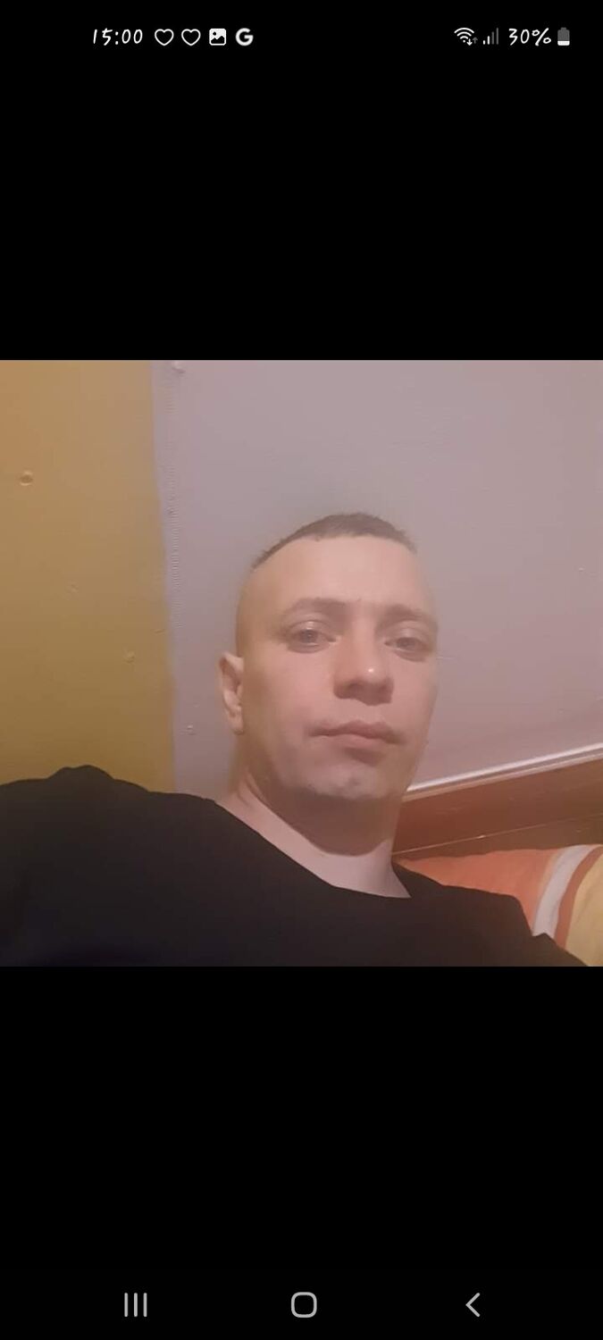  44437757  , 39 ,    