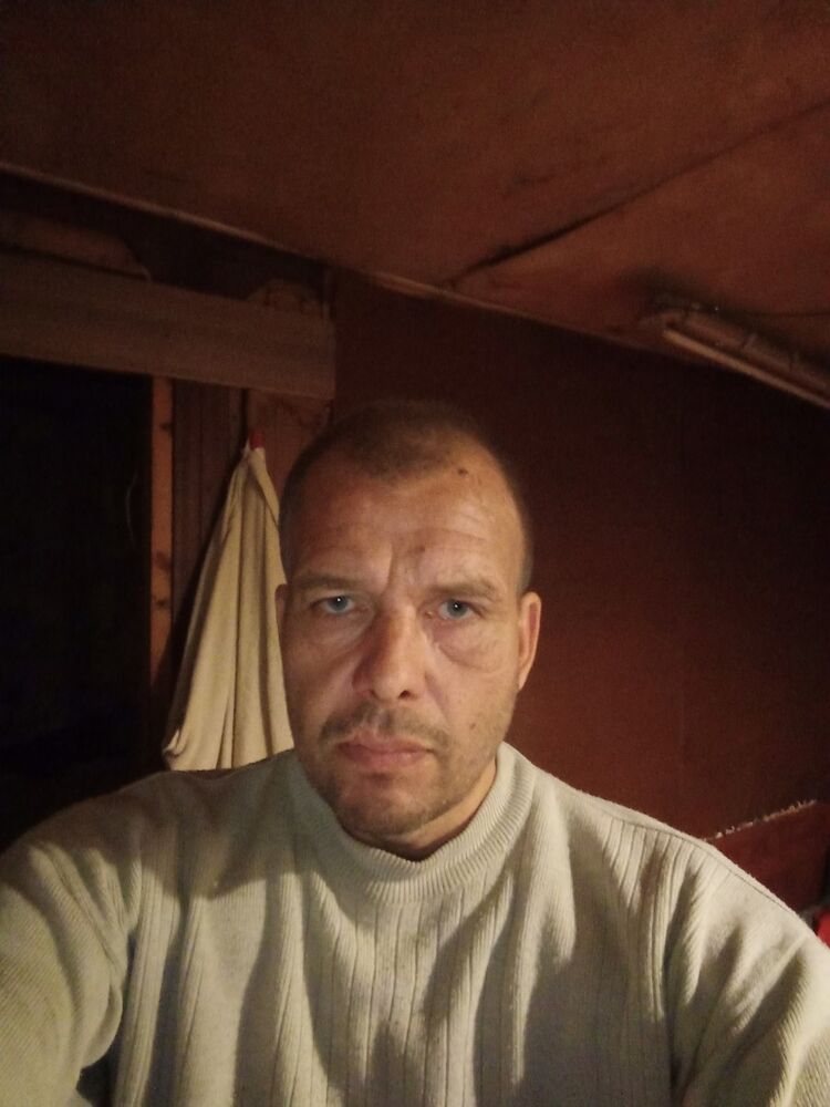  18307407  , 51 ,    