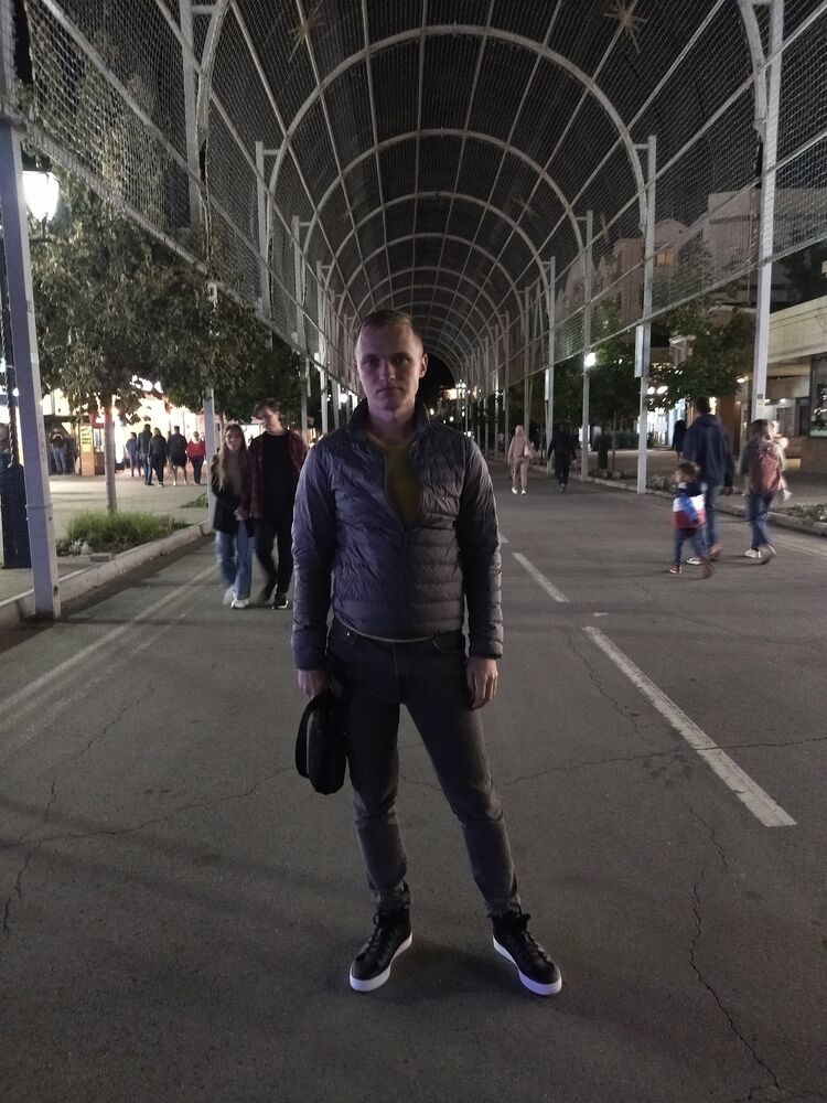 -,   , 33 ,     , c 