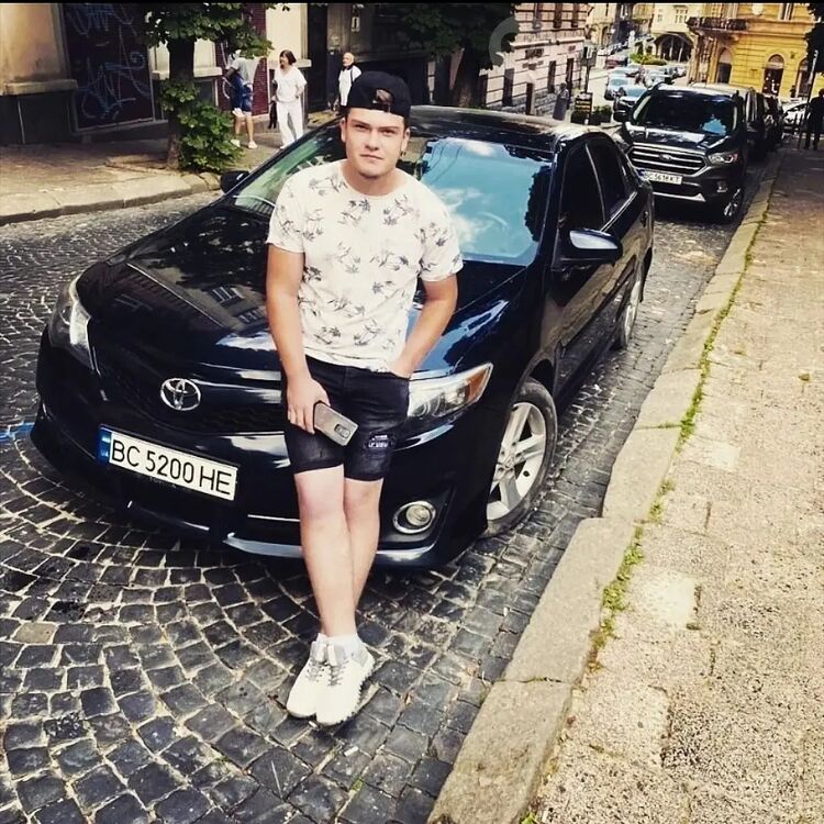  23996527  Andriy, 24 ,    