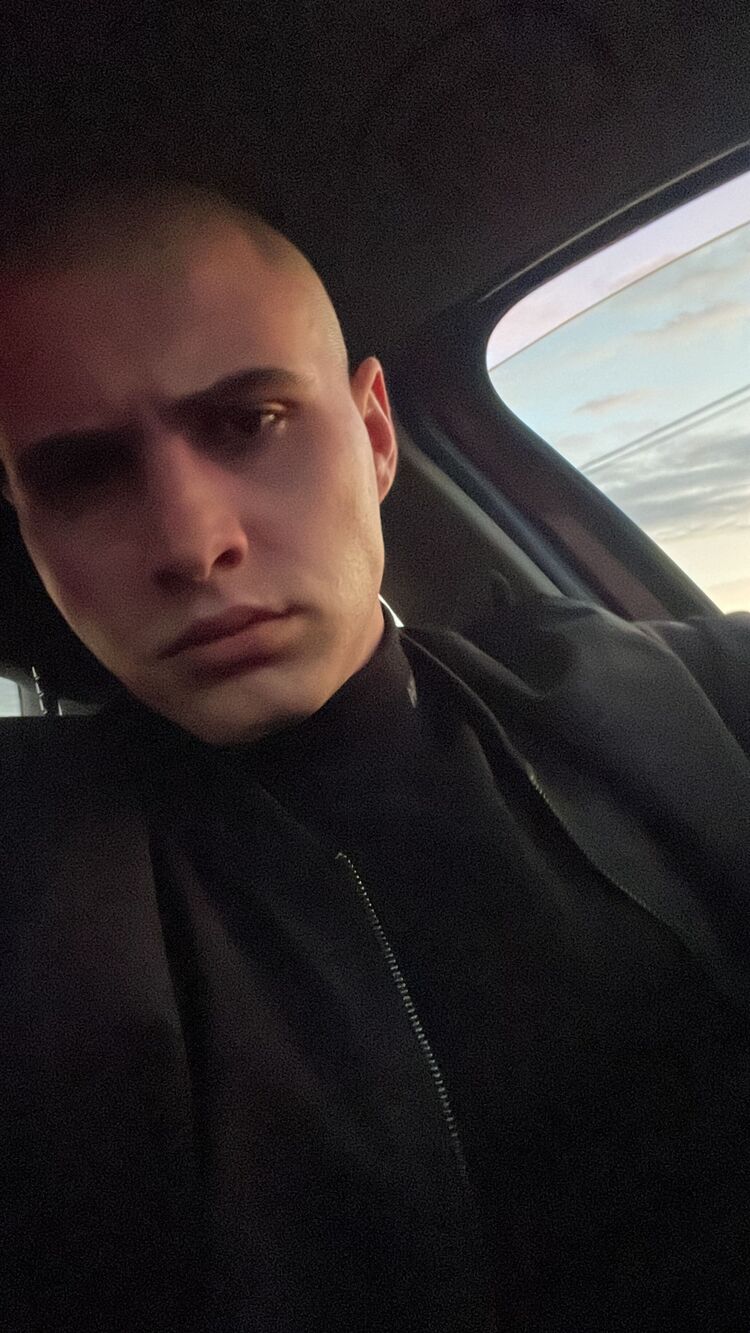  ,   Dusan, 28 ,   ,   