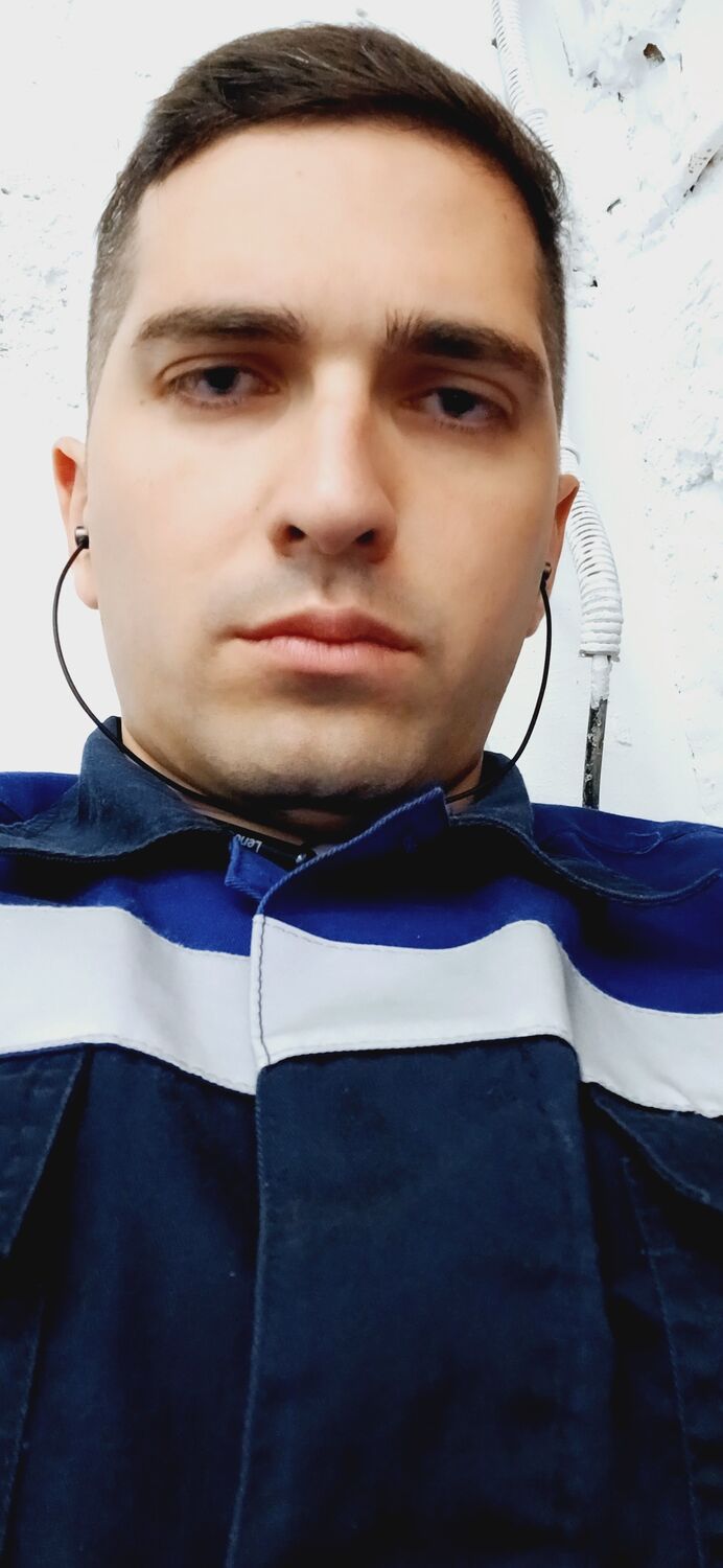  46553537  , 33 ,    