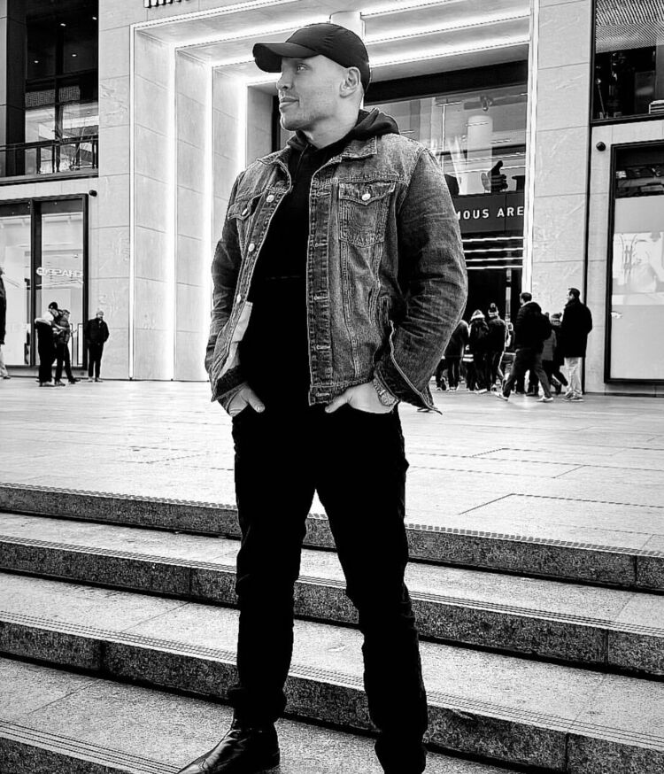 ���� 55822717 ������� �����, 43 ����, ���� ���������� � ����������