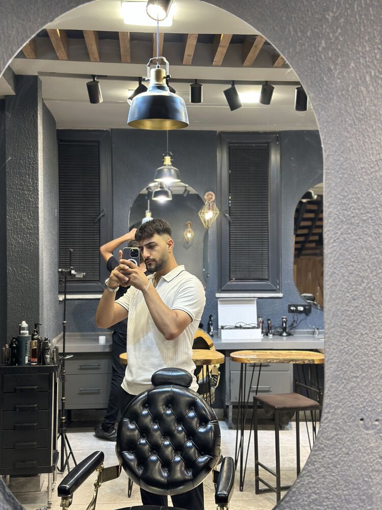  53239037  Mehmet Emin, 25 ,    